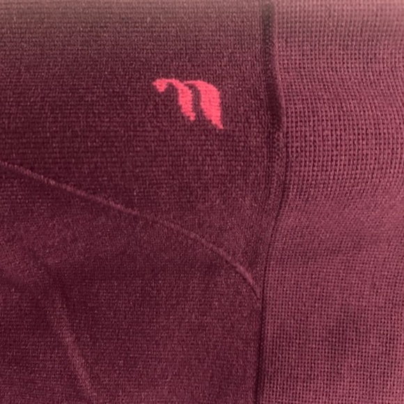 Sold - High-Waisted Seamless Ruched Legging - Picture 2 of 3